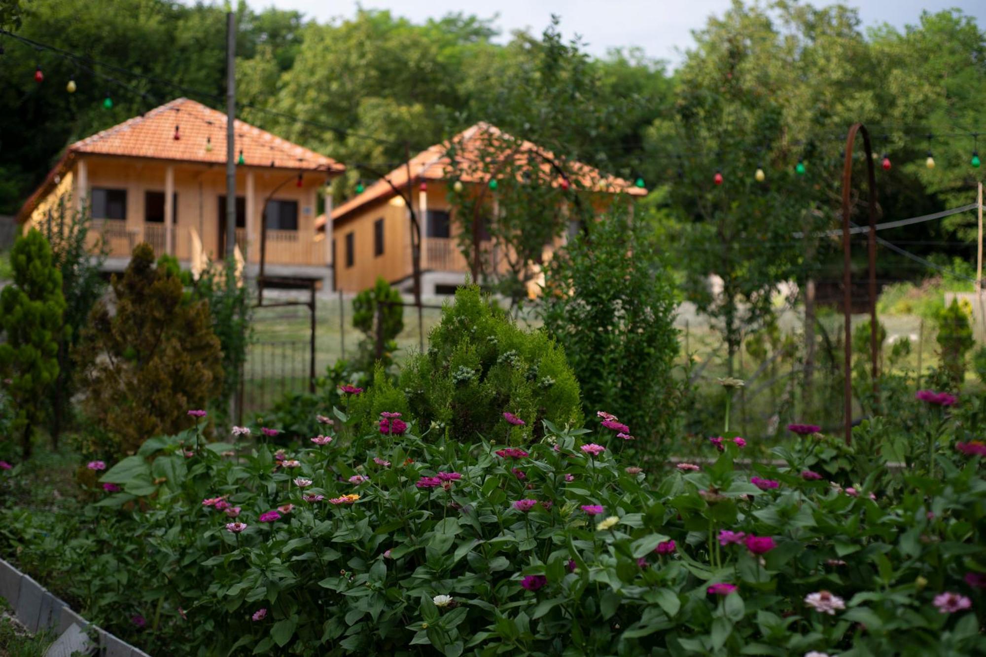 Gordela Hotel Gordi Exterior foto